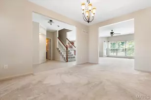 4380 Northpoint Cir, Saint Louis, MO 63129 - Photo 12