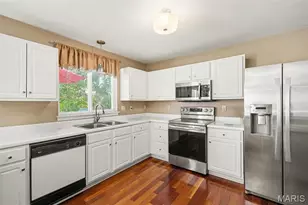 4814 Forder Oaks Ct, Oakville, MO 63129 - Photo 10