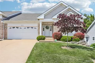 2415 S Lakeridge Ct, Lake Saint Louis, MO 63367 - Photo 1