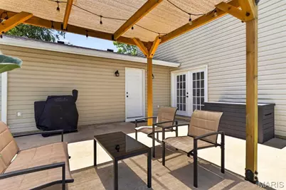 1301 Cave Springs Estate Drive, Saint Peters, MO 63376 - Photo 26