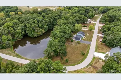 10 Briarwood Court, Warrenton, MO 63383 - Photo 1