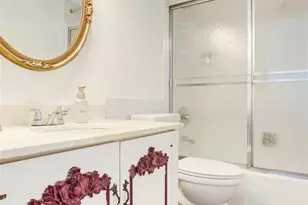 4353 Chateau De Ville Dr, Oakville, MO 63129 - Photo 24