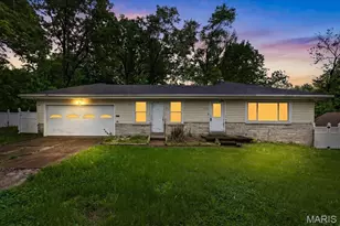 2360 Chambers Rd, Moline Acres, MO 63136 - Photo 1