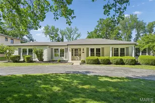 10 Spoede Woods Dr, Creve Coeur, MO 63141 - Photo 1
