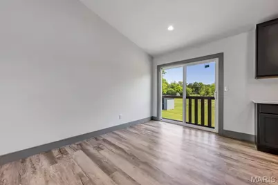 28716 Woodland Heights Drive, Warrenton, MO 63383 - Photo 8