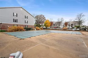 12800 Portulaca Dr, Saint Louis, MO 63146 - Photo 28