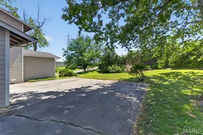 1203 Whispering Pines Drive, Saint Louis, MO 63146 - Photo 42