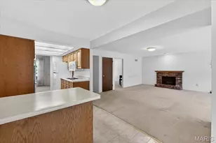 1203 Whispering Pines Dr, Saint Louis, MO 63146 - Photo 16