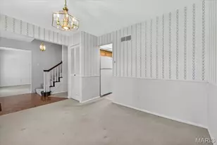 1203 Whispering Pines Dr, Saint Louis, MO 63146 - Photo 6