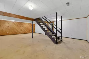 1203 Whispering Pines Dr, Saint Louis, MO 63146 - Photo 38