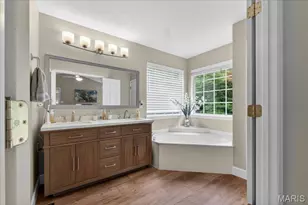 1342 Oak Borough Dr, Ballwin, MO 63021 - Photo 24