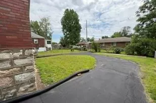 2146 Fairhaven Dr, Jennings, MO 63136 - Photo 18
