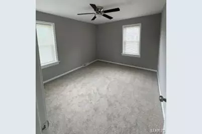 2146 Fairhaven Drive, Jennings, MO 63136 - Photo 8