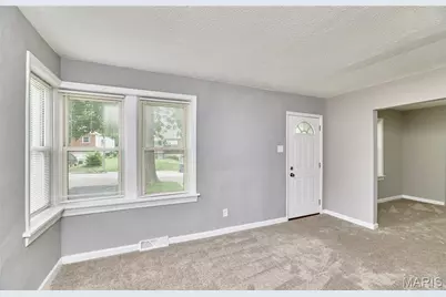 2146 Fairhaven Drive, Jennings, MO 63136 - Photo 8
