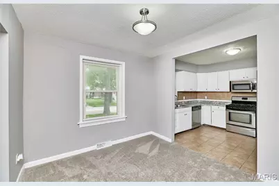 2146 Fairhaven Drive, Jennings, MO 63136 - Photo 12