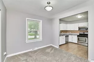 2146 Fairhaven Dr, Jennings, MO 63136 - Photo 12