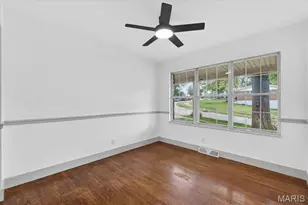 4851 Sunnyview Dr, Saint Louis, MO 63128 - Photo 20