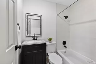 4851 Sunnyview Dr, Saint Louis, MO 63128 - Photo 14