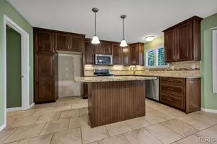 2094 Autumn Wood Dr, Saint Charles, MO 63303 - Photo 16