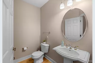 1535 Fawnvalley Drive, Des Peres, MO 63131 - Photo 16