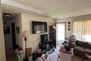 943 Judy Dr, Farmington, MO 63640 - Photo 2