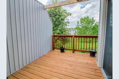 9019 W Swan Circle, Brentwood, MO 63144 - Photo 8