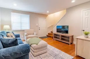9019 W Swan Cir, Brentwood, MO 63144 - Photo 2