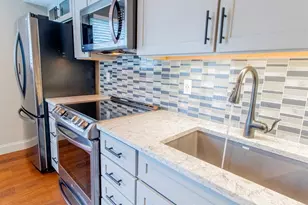 9019 W Swan Cir, Brentwood, MO 63144 - Photo 6