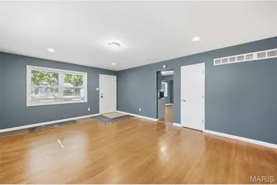 809 Lightwood Drive, Hazelwood, MO 63042 - Photo 6