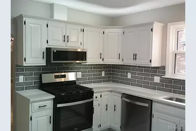 9113 Palmer Avenue, Overland, MO 63114 - Photo 14