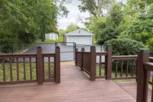 9113 Palmer Ave, Overland, MO 63114 - Photo 26