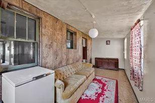 8659 Oriole Ave, Saint Louis, MO 63147 - Photo 12