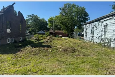 6820 Magnolia Avenue, Saint Louis, MO 63143 - Photo 1