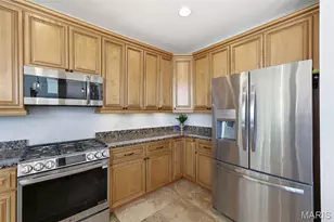 735 Harvest Ln, Olivette, MO 63132 - Photo 10