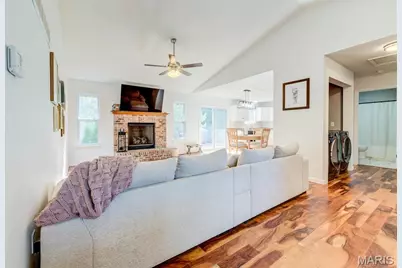 1548 St. Charles Dr, Hillsboro, MO 63050 - Photo 10