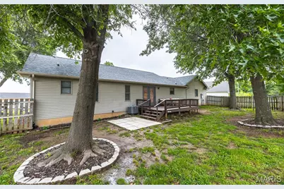 227 Robin Court, Bourbon, MO 65441 - Photo 32