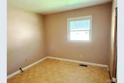 10078 Prince Drive, Saint Louis, MO 63136 - Photo 14