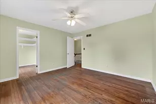 925 Winterwood Ln, Ladue, MO 63124 - Photo 36