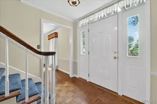 925 Winterwood Ln, Ladue, MO 63124 - Photo 6