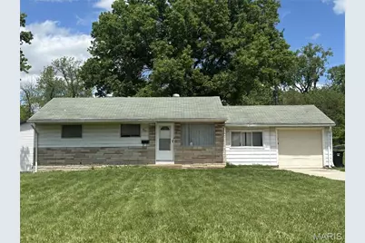 237 Ben Nevis Road, Saint Louis, MO 63137 - Photo 1