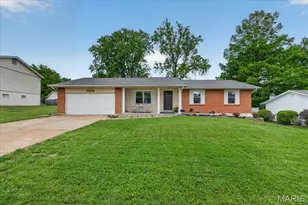 22 Armitage Dr, Saint Peters, MO 63376 - Photo 1