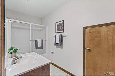 195 England Drive, O'Fallon, MO 63366 - Photo 32