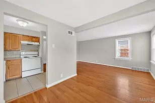 1127 Pembroke Dr, Saint Louis, MO 63119 - Photo 6