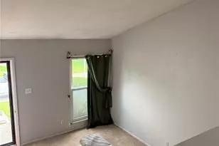 2042 Catlin Dr, Barnhart, MO 63012 - Photo 6