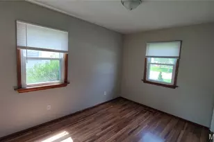 11021 St Girard Ln, Saint Ann, MO 63074 - Photo 8