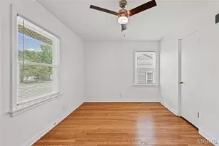 9826 Lullaby Ln, Saint Louis, MO 63114 - Photo 6