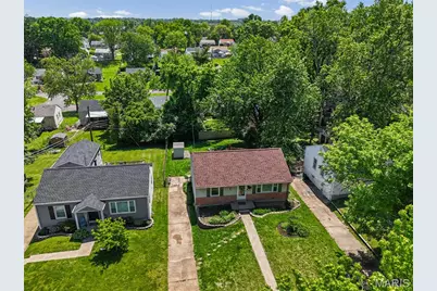 9826 Lullaby Lane, Saint Louis, MO 63114 - Photo 2