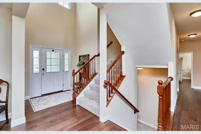 111 Berry Manor Circle, Saint Charles, MO 63376 - Photo 8