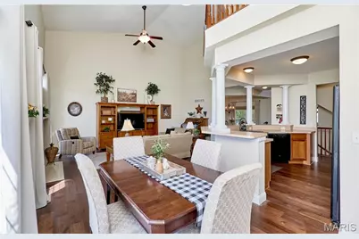 111 Berry Manor Circle, Saint Charles, MO 63376 - Photo 16