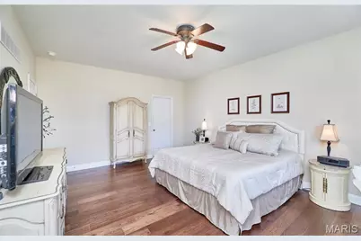 111 Berry Manor Circle, Saint Charles, MO 63376 - Photo 20